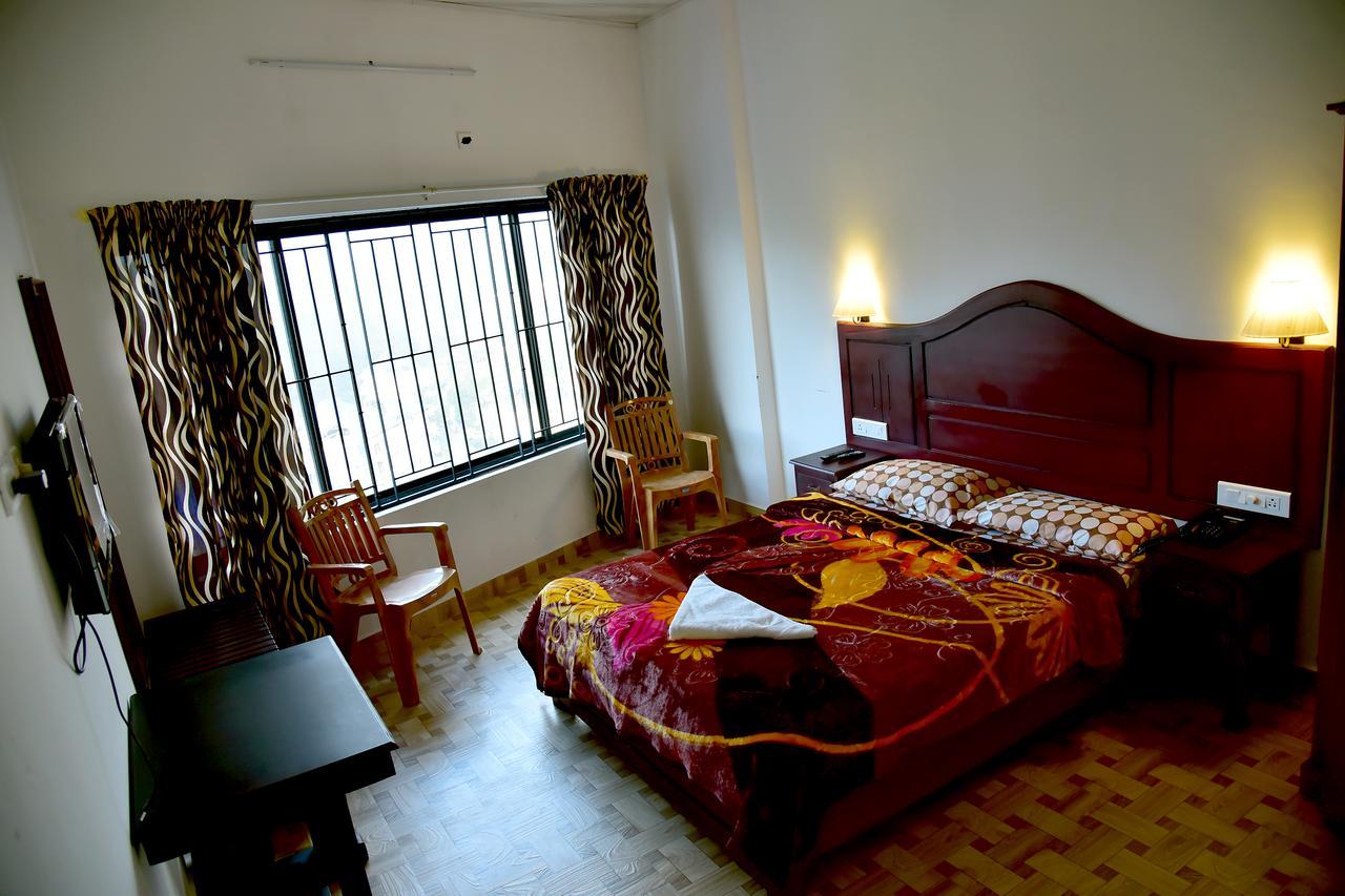 Natura Inn Munnar Exterior photo