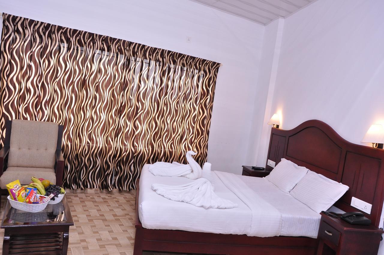 Natura Inn Munnar Exterior photo