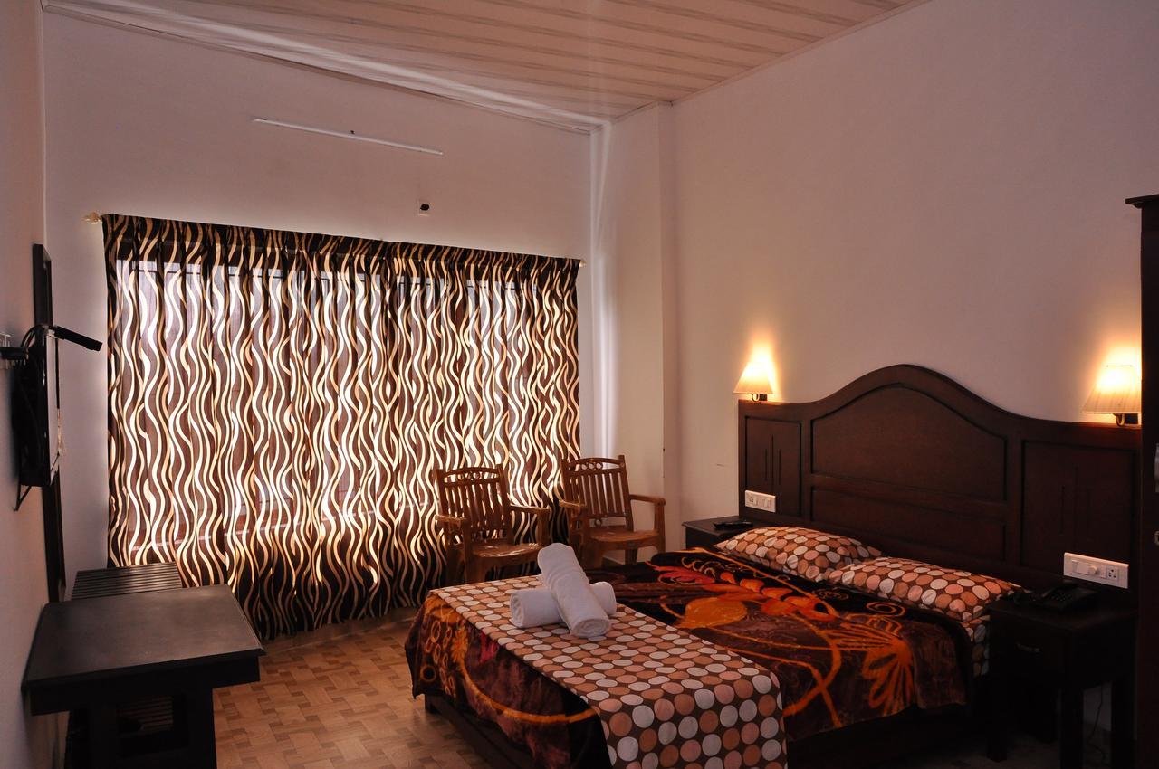 Natura Inn Munnar Exterior photo