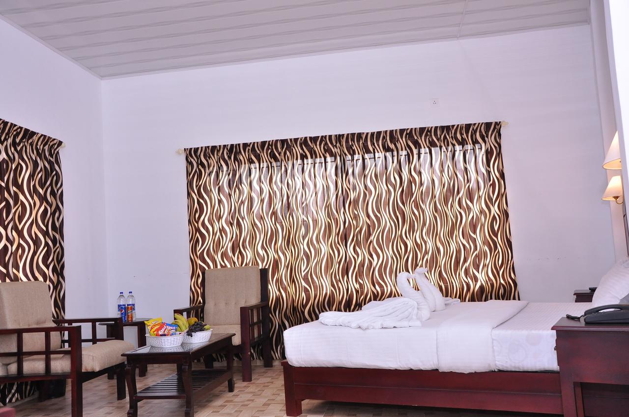 Natura Inn Munnar Exterior photo
